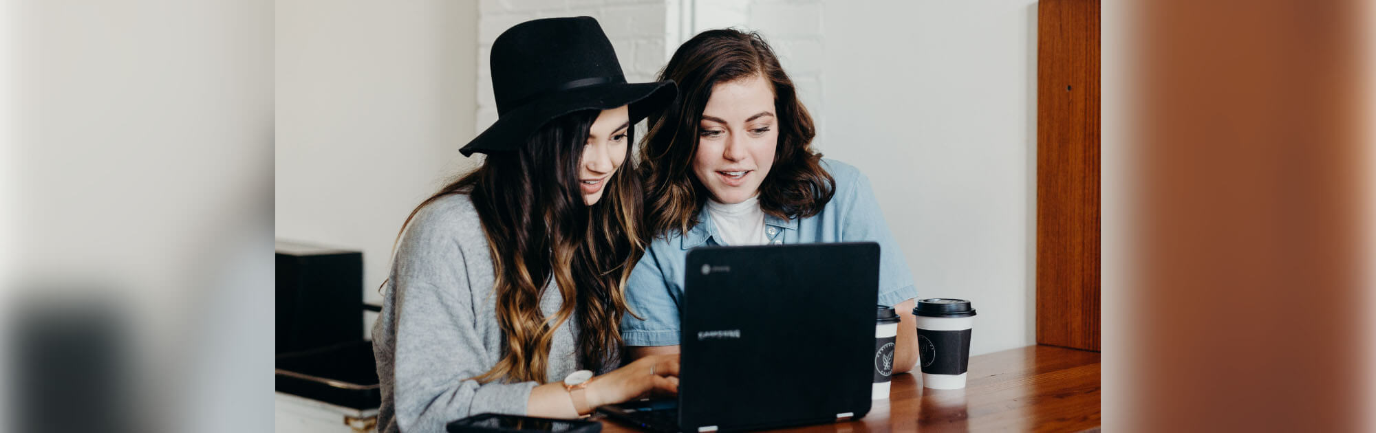 students using an electronic tablet
